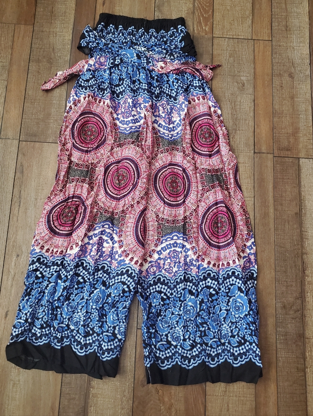 NWT India Boutique OS Flowy Pants